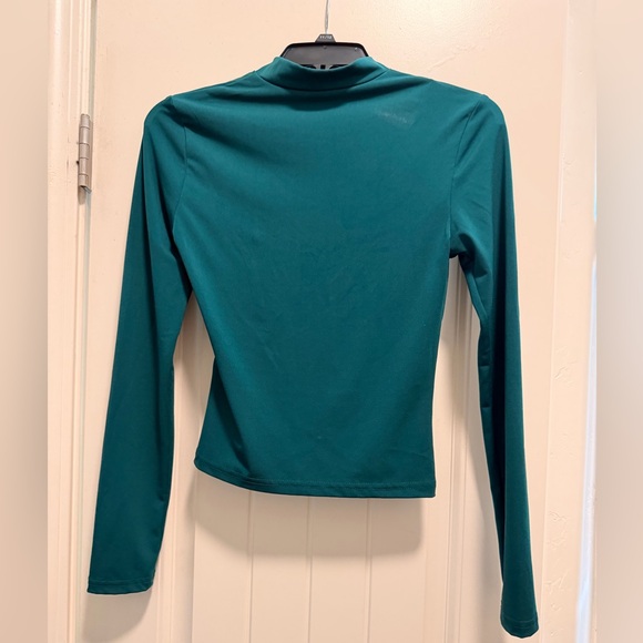 Teal Long Sleeve Cutout Top - Picture 2 of 2